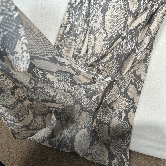 H&M Satin Slip Snake Print Dress Size Large - Picture 3 of 8
